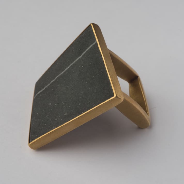 Goldener Ring hergestellt in München