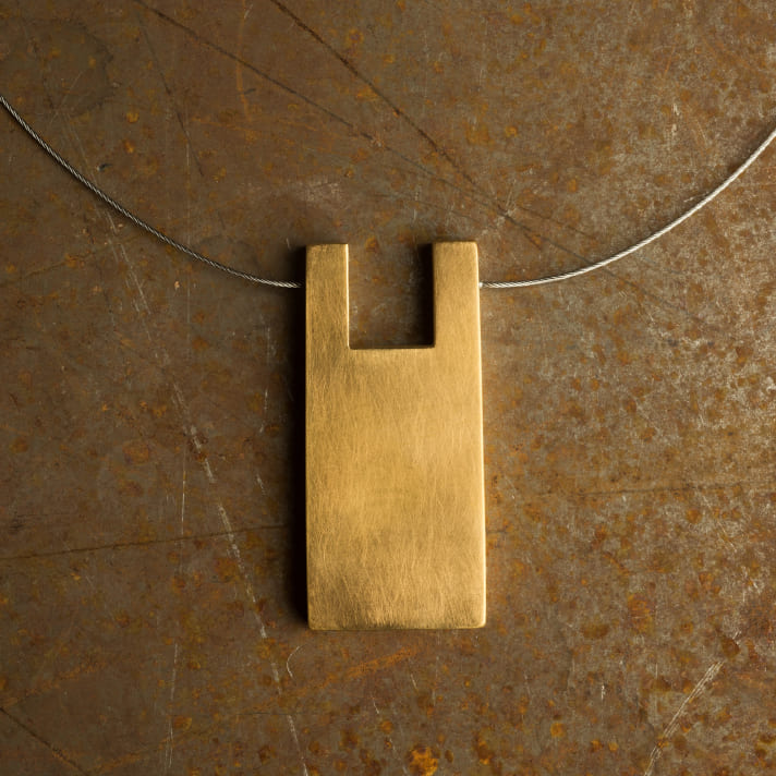 Goldener Kettenschmuck