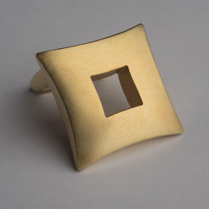 Außergewöhnlicher Goldschmuck